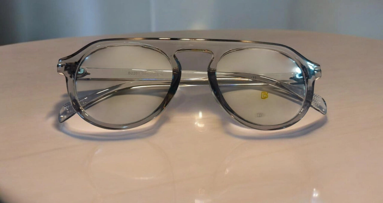 David Beckham inspired Classic Transparent Aviator Eyeglasses – Sleek Design for a Timeless Look"