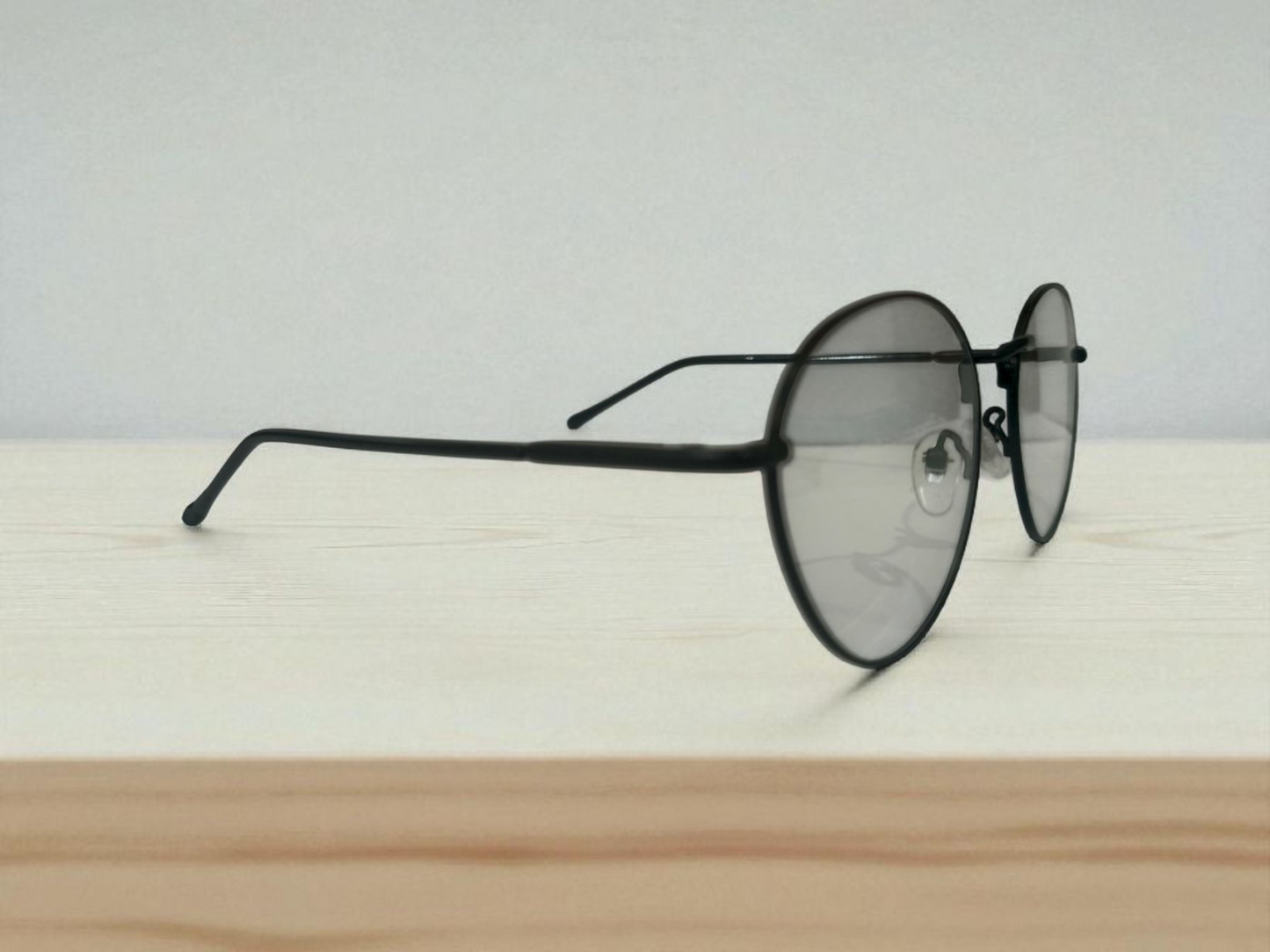 The "Phoenix" | Classic Round Black Spectacles