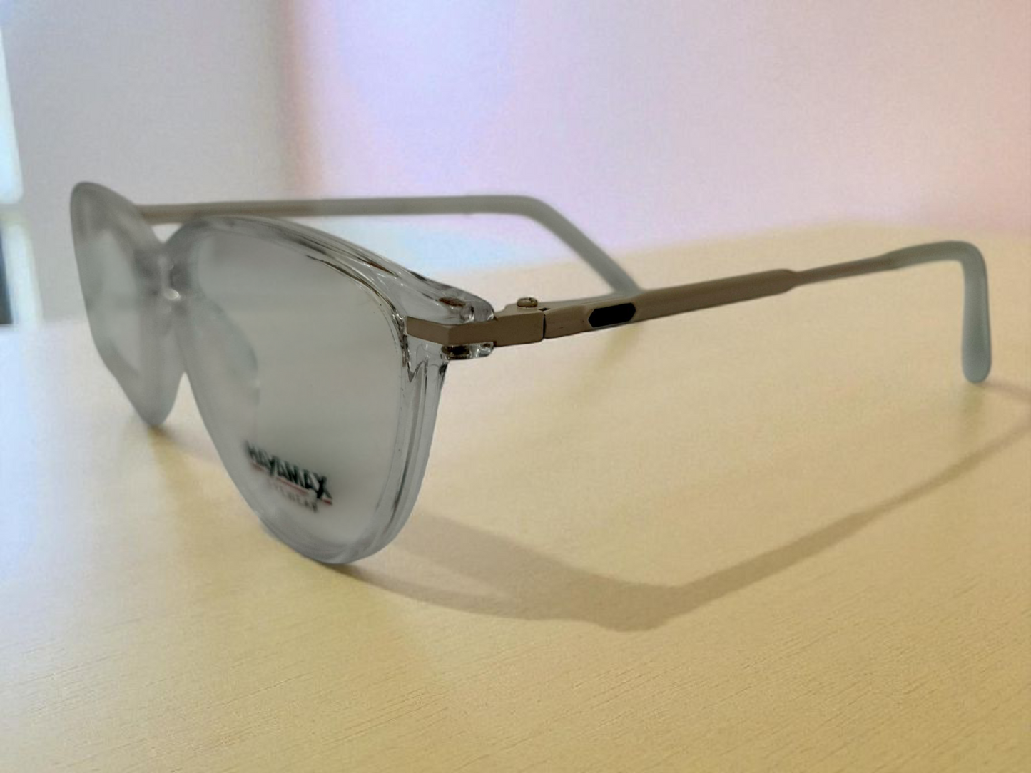 TRANSPARENT CAT-EYE EYEWEAR