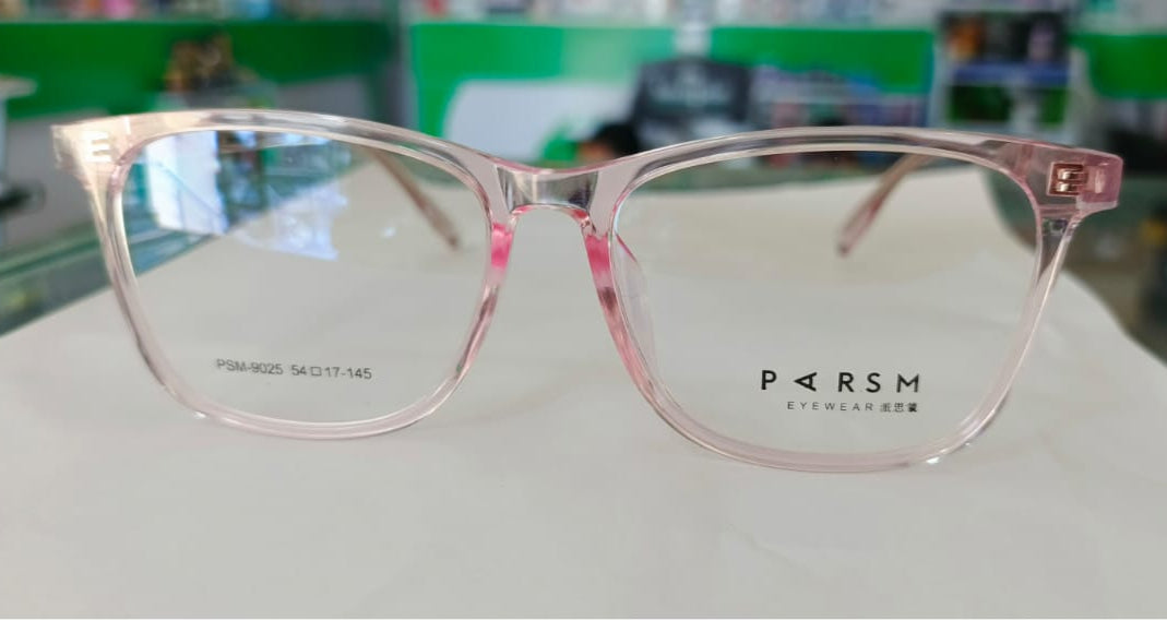 Vintage Pink Charm – Clear Frames with a Modern Twist