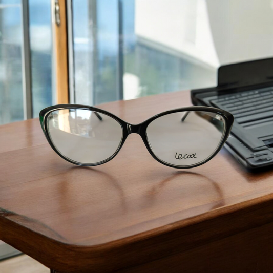 Elegant Cat-Eye Glasses by Le Coox - Perfect Blend of Style and Sophistication