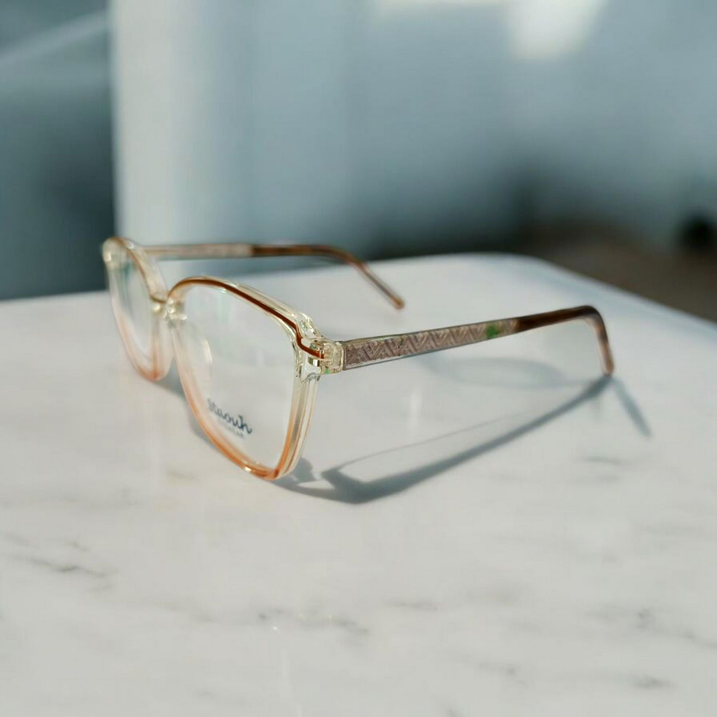 Elegance in Every Frame: Staouh Eyewear for Timeless Sophistication