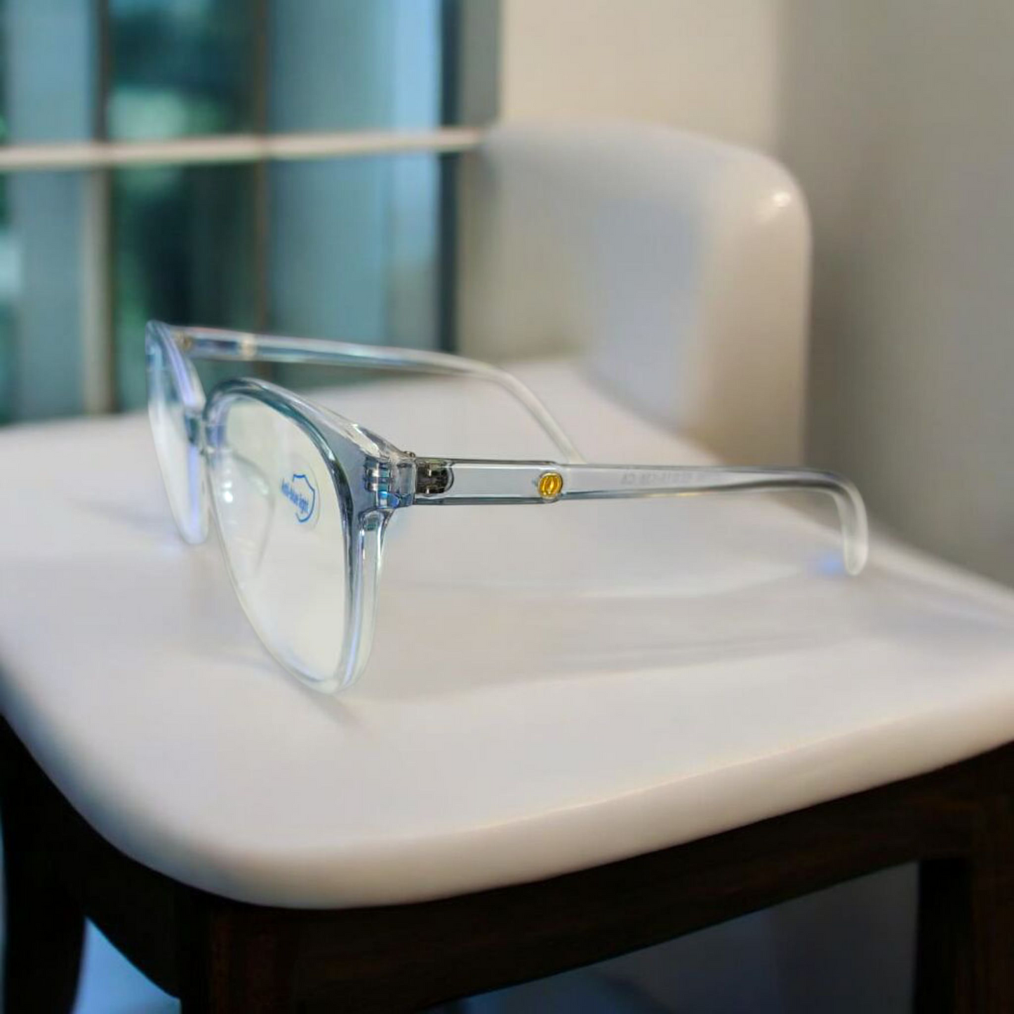 Sleek Clear Frame Glasses with Anti-Blue Light Protection - Elevate Your Style & Comfort