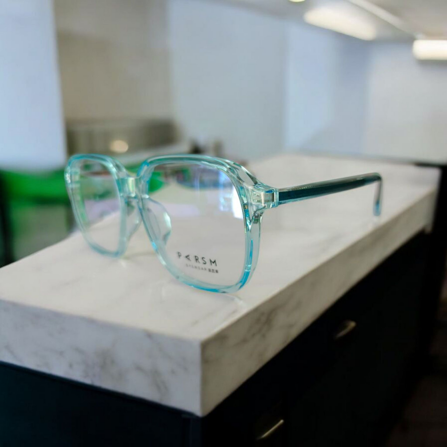 Modern Elegance: Stylish Transparent Blue Eyeglasses for a Trendy Look