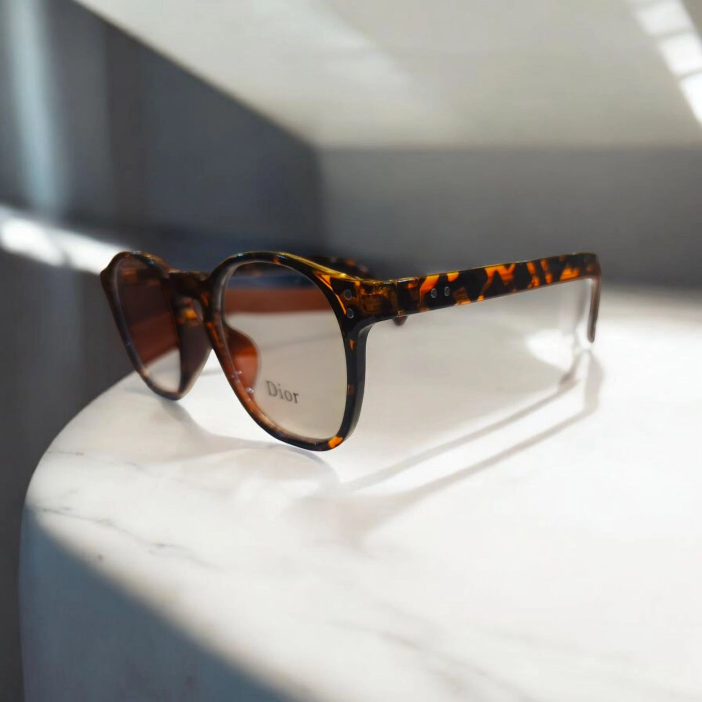 Dior Luxury Tortoiseshell Eyeglasses – Timeless Elegance & Premium Comfort