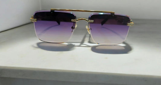 Versace Luxe: Designer Golden-Bar Shades