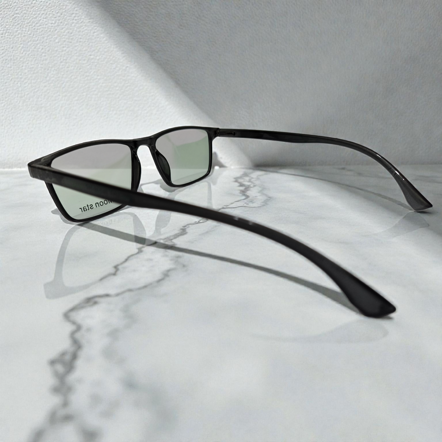 Moon Star "Eclipse" Unisex Rectangular Frames : Sleek Carbon Grey