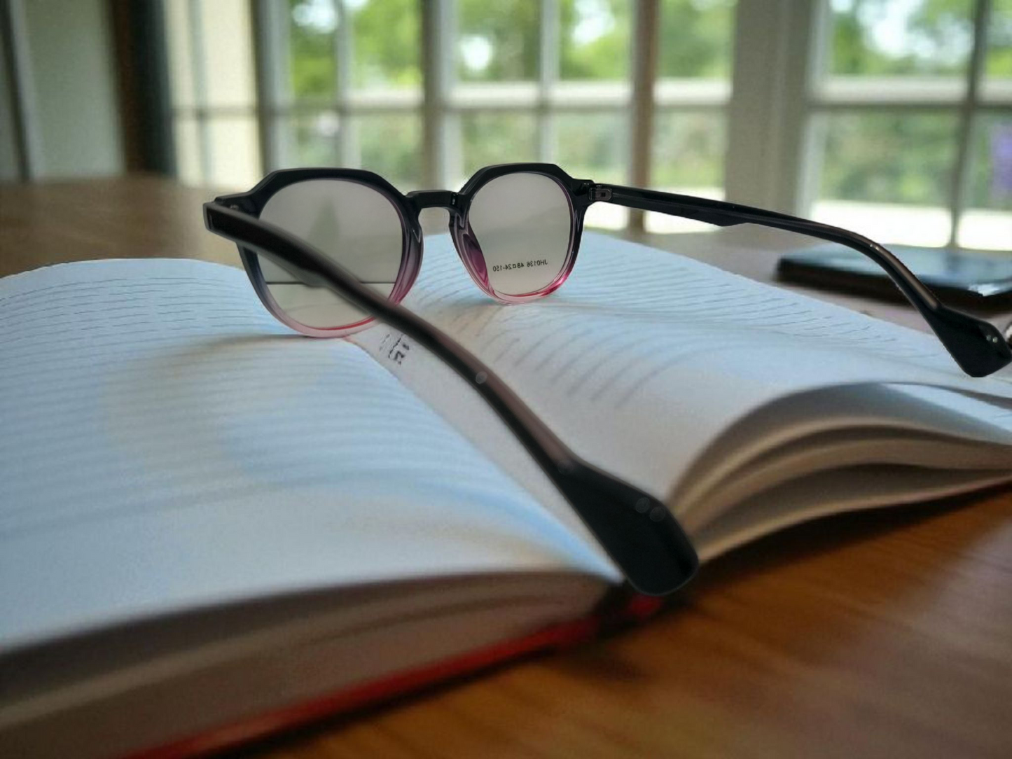 Unisex Gradient Round Eyeglasses – Stylish Black to Pink Frame | Bird Eye Optics