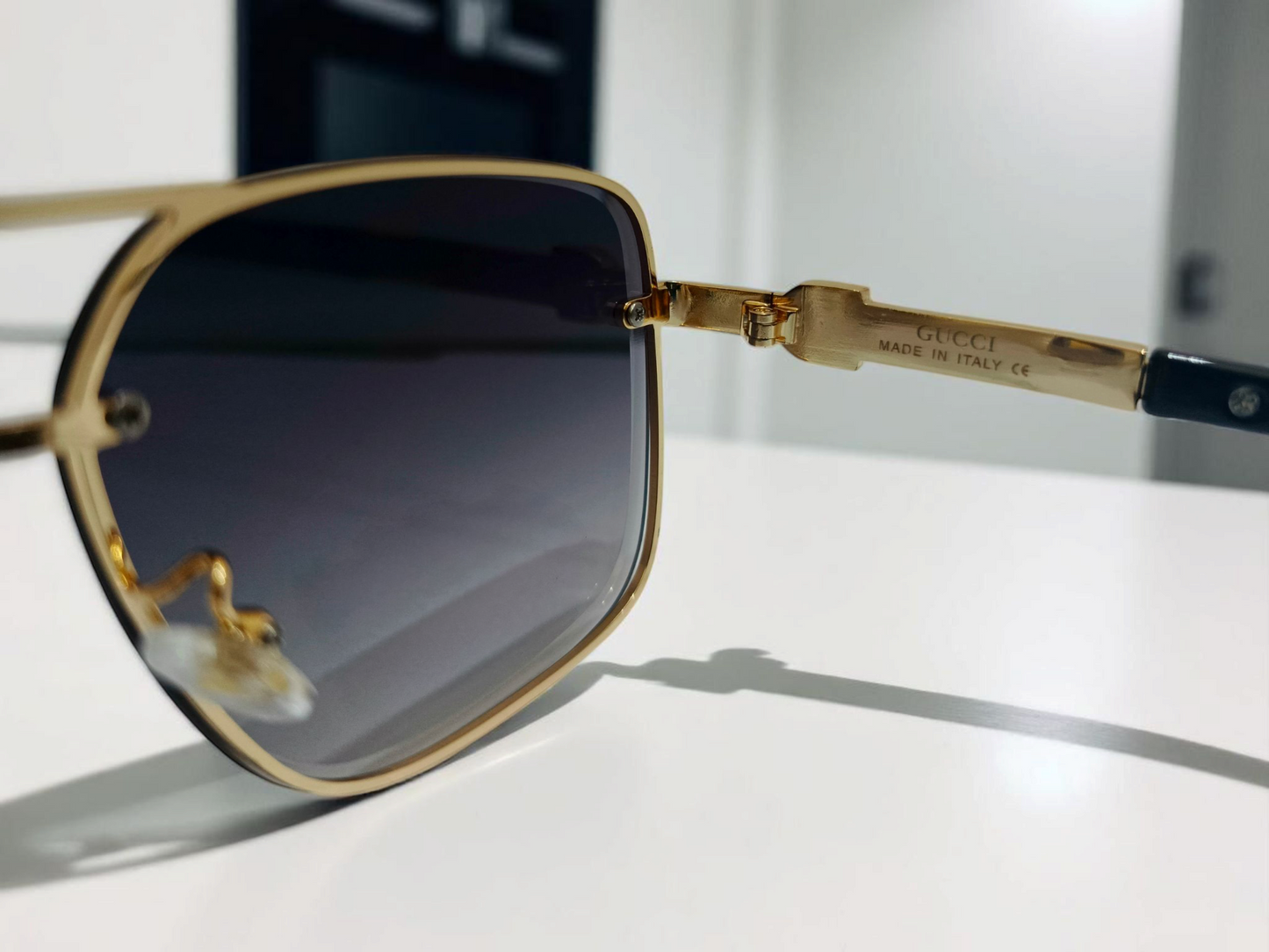 Golden GUCCI Signature Square Sunglasses – Luxury Italian Eyewear for Men & Women