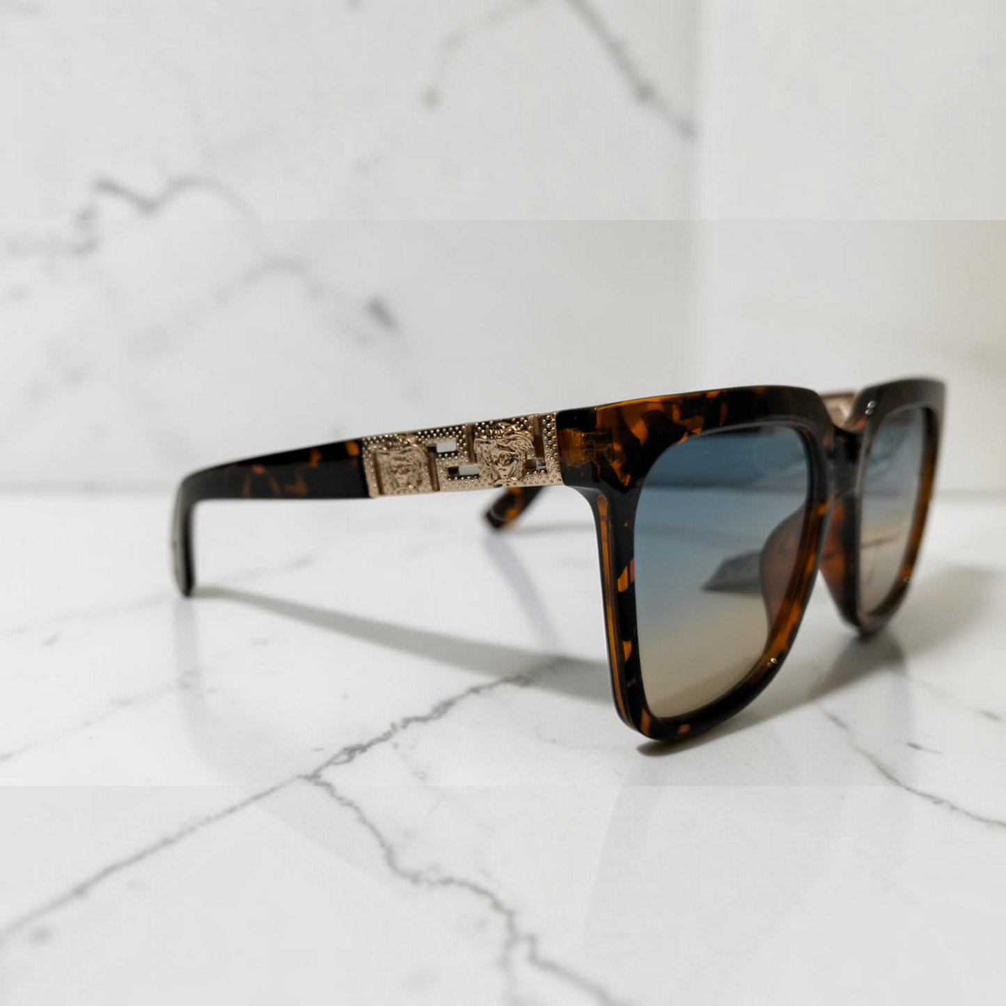 Aedoll Signature Tortoise Shell Sunglasses Premium Ladies Retro Square Frames
