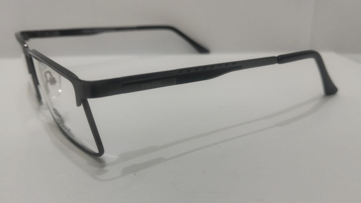 Classic Men’s Rectangular Metal Eyeglasses – Lightweight Gunmetal Optical Frame (Model 2222)