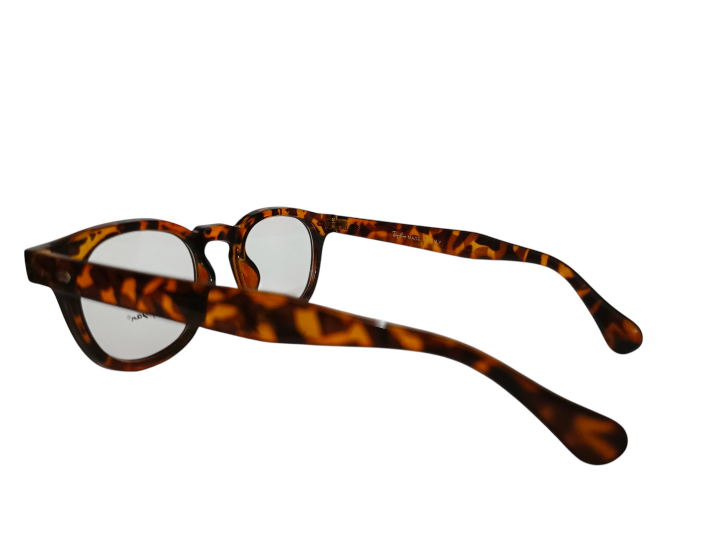 Ray-Ban Tortoiseshell Eyeglasses – Timeless Elegance with a Modern Touch