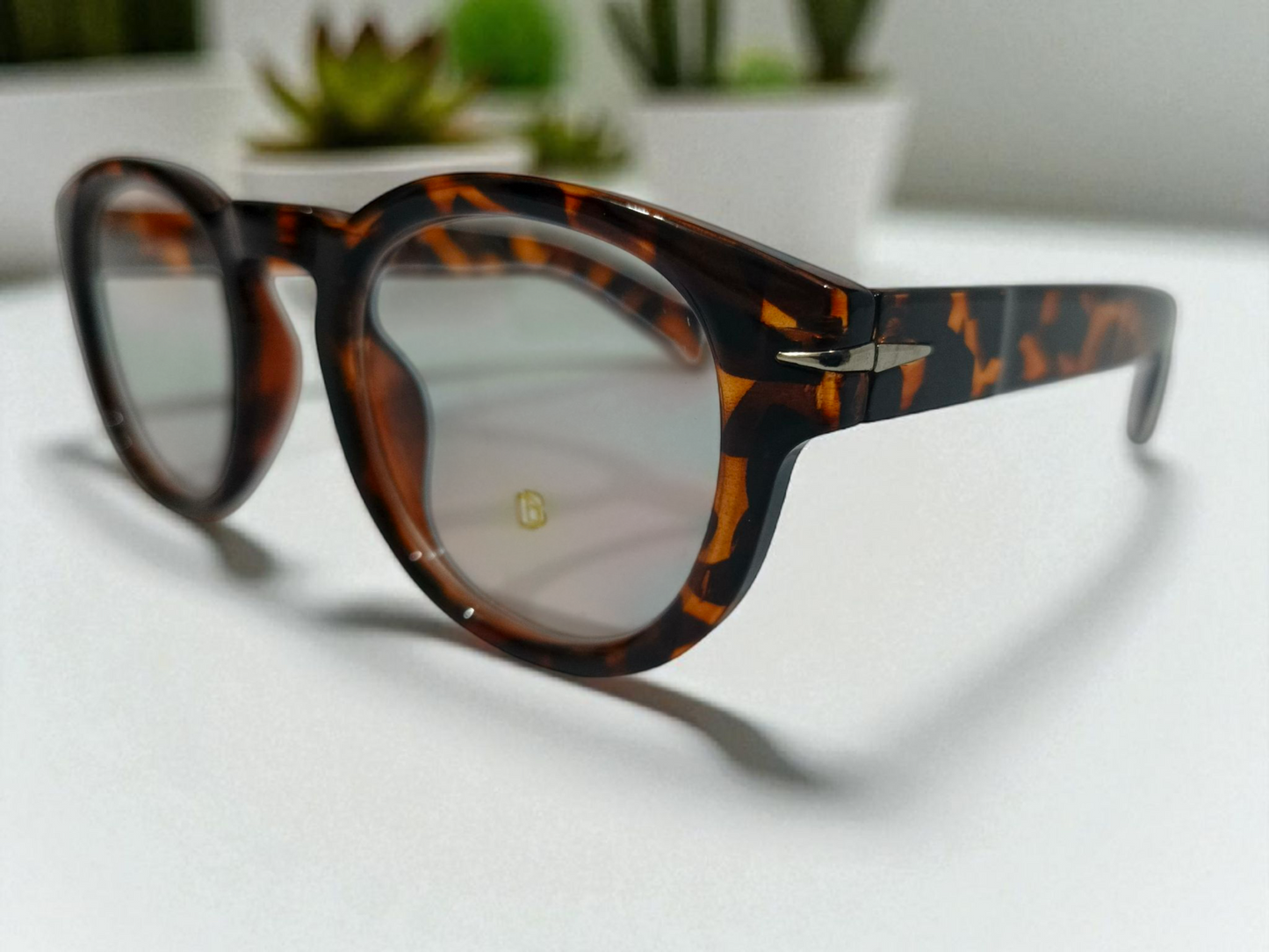 David Beckham inspired Classic tortoiseshell pattern Aviator Eyeglasses – Sleek Design for a Timeless Look"