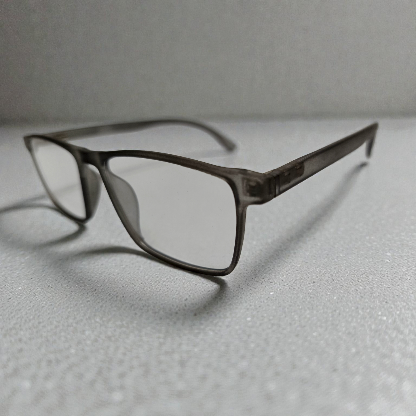 Urban Edge Rectangular Eyeglasses : Gents Collection