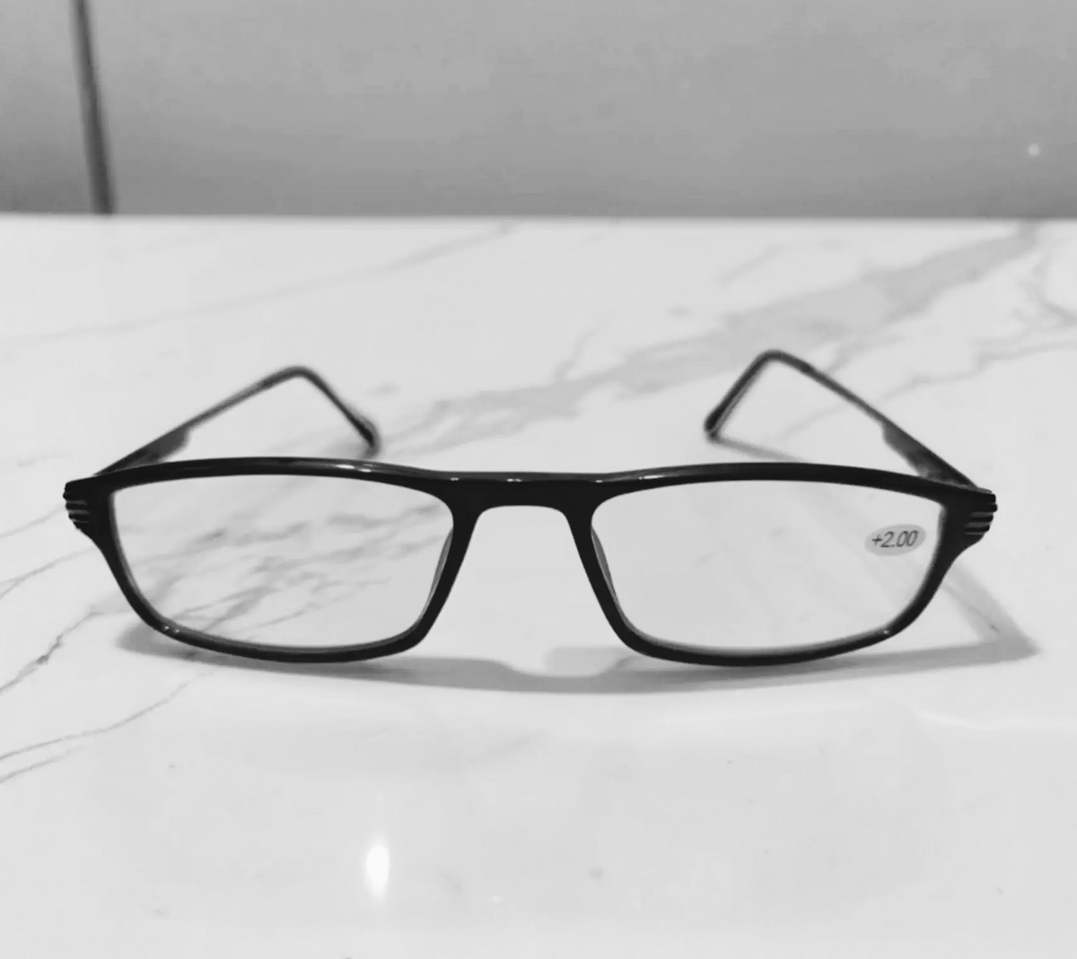 Premium Black Ready-Made Reading Glasses – Unisex