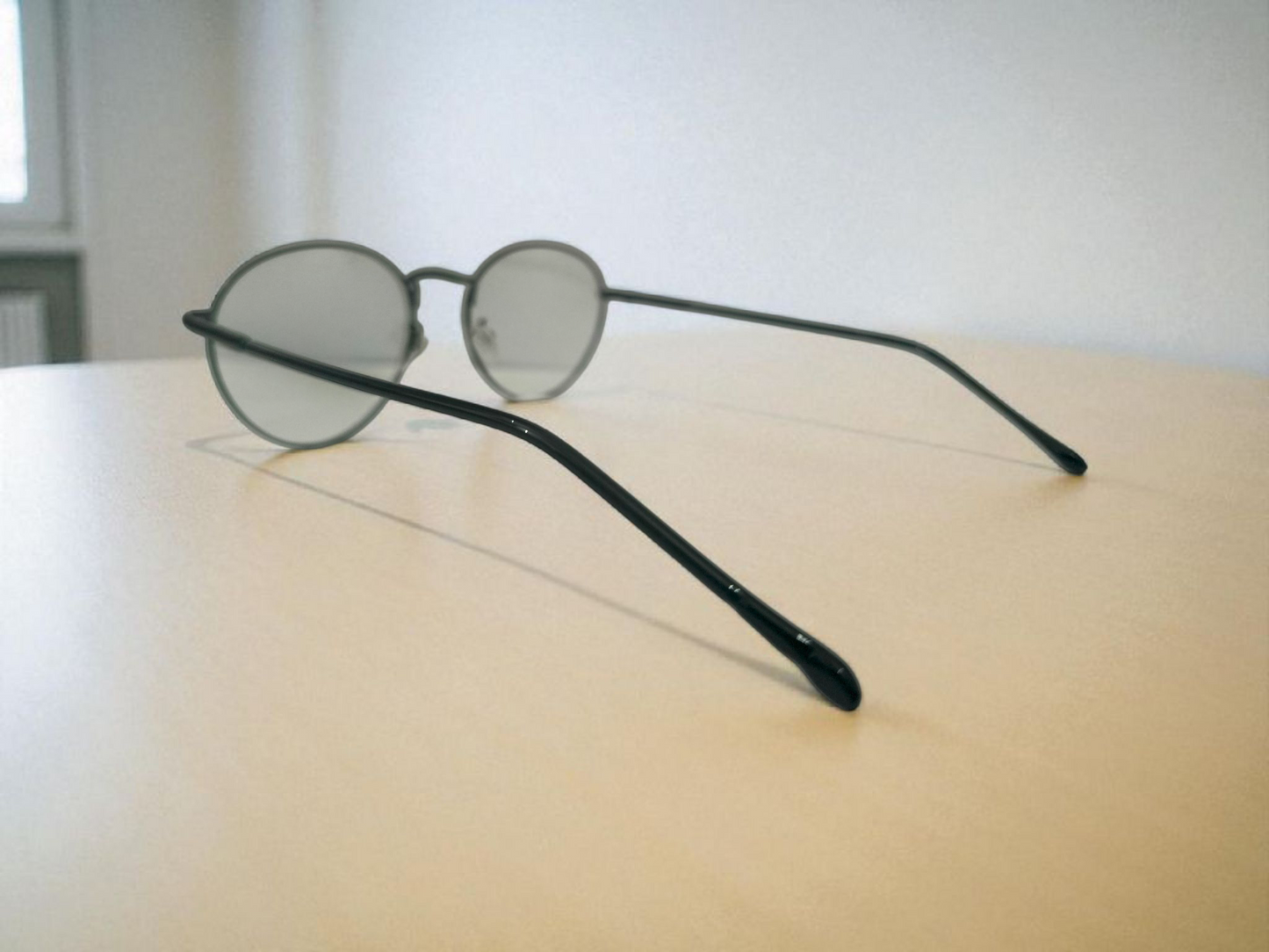 The "Phoenix" | Classic Round Black Spectacles